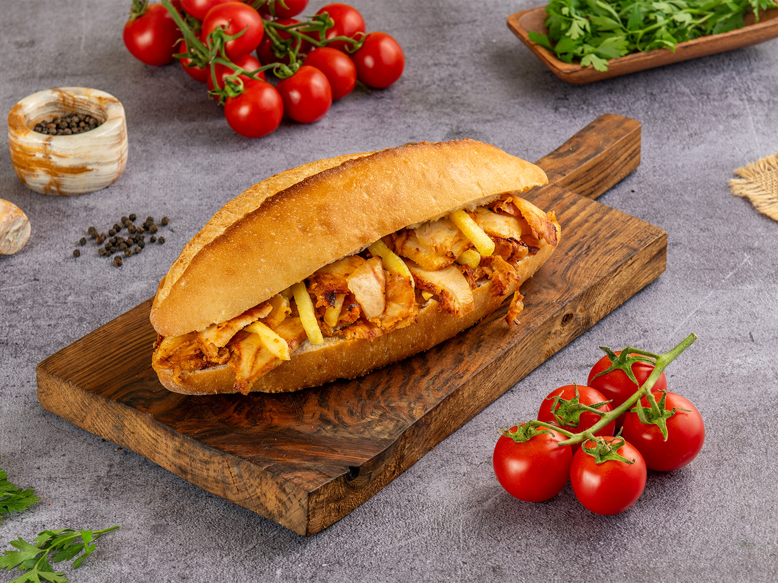 Sandviç Ekmek Arası Tavuk Döner